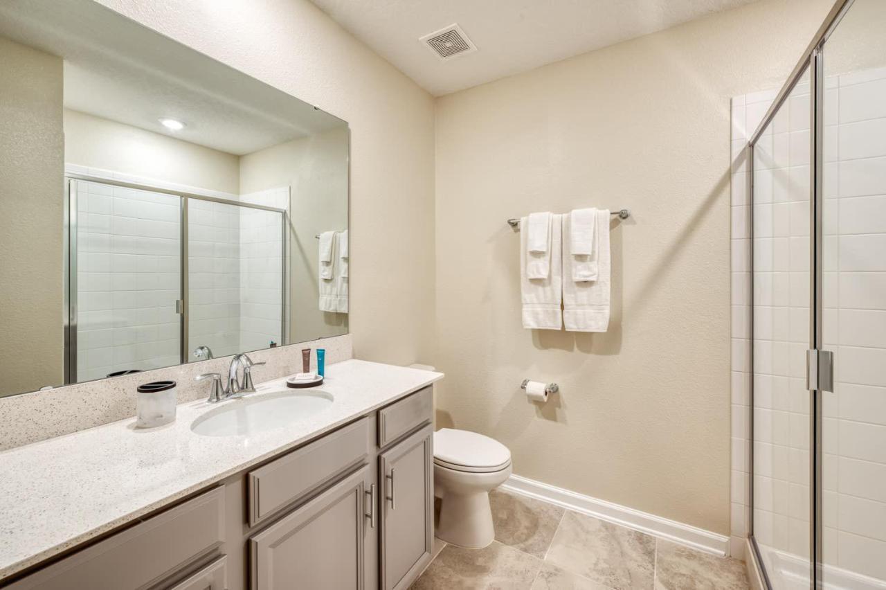 كيسيمي Fantastic Home With Themed Bedroom Near Disney المظهر الخارجي الصورة